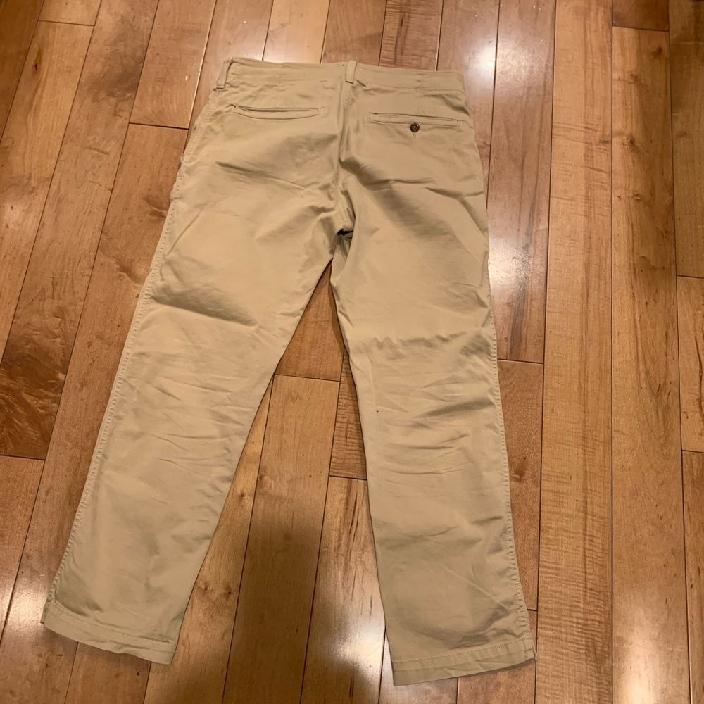 American eagle original straight chinos 31x30